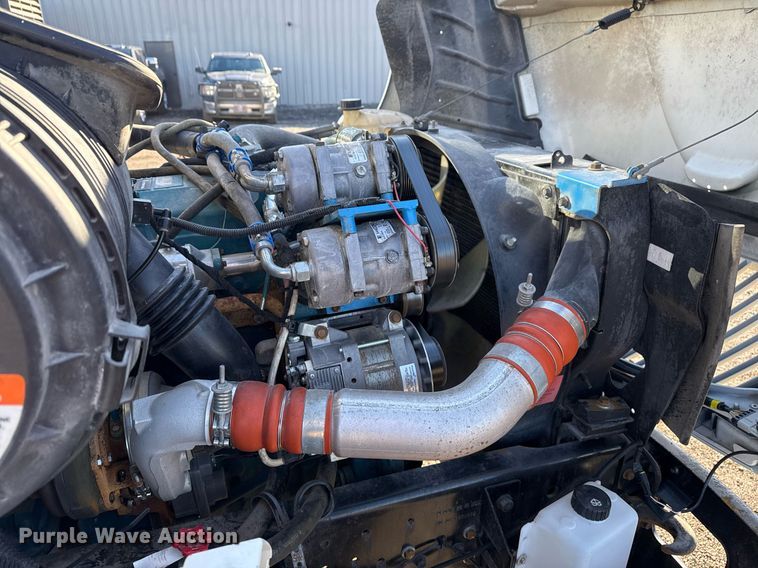 image for item EG2528 2006 IC BUS school bus