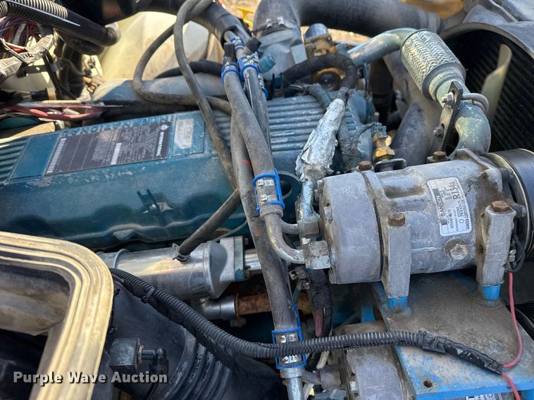 image for item EG2528 2006 IC BUS school bus