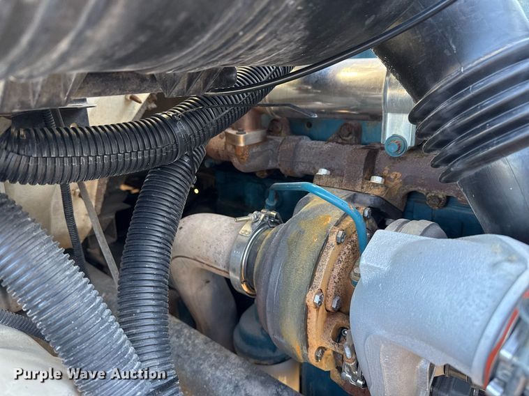 image for item EG2528 2006 IC BUS school bus