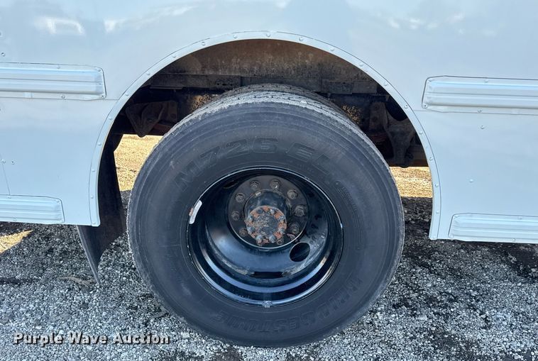 image for item EG2528 2006 IC BUS school bus