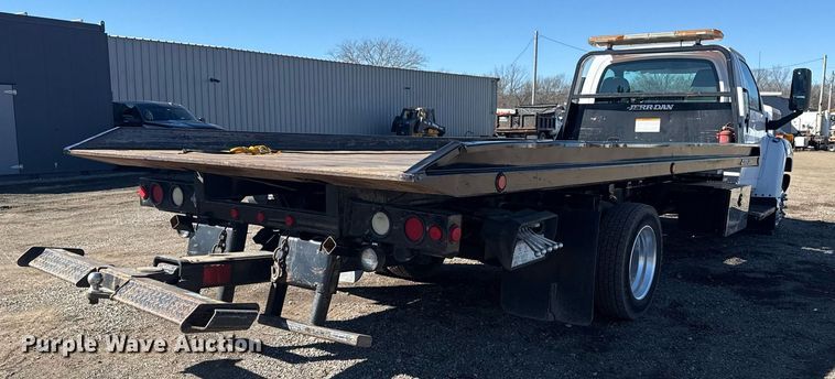 image for item EG2572 2007 GMC C5500 rollback truck