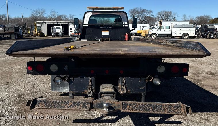 image for item EG2572 2007 GMC C5500 rollback truck