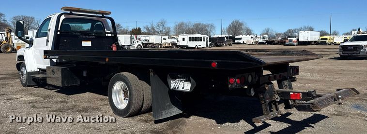 image for item EG2572 2007 GMC C5500 rollback truck