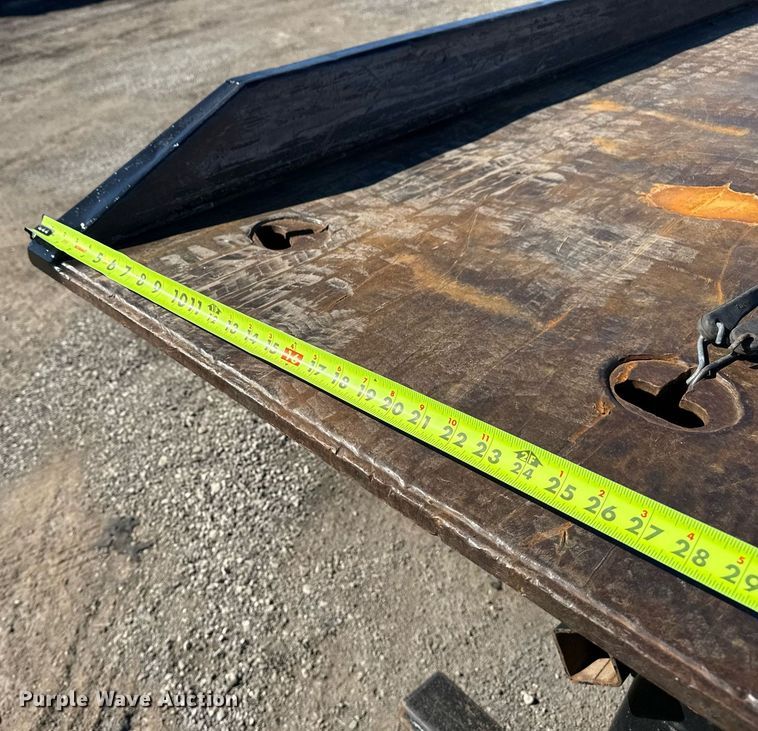 image for item EG2572 2007 GMC C5500 rollback truck