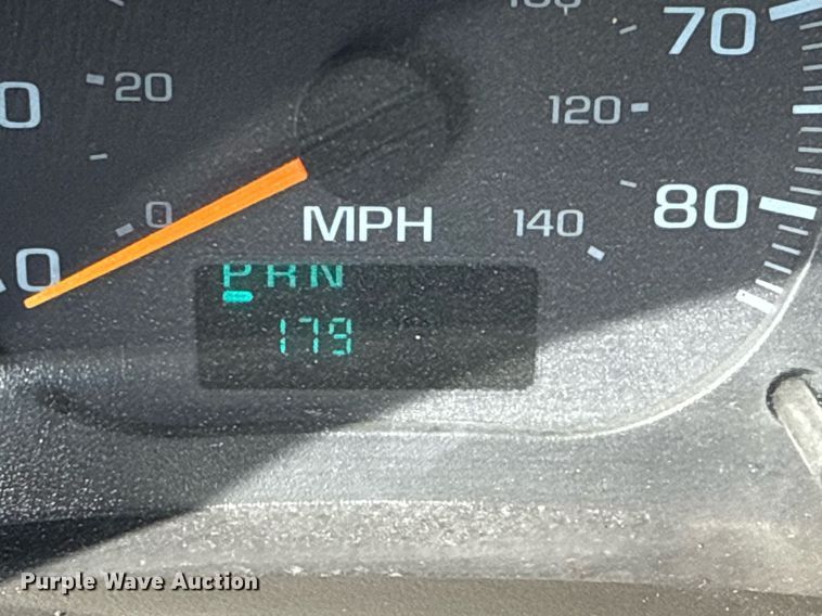 image for item EG2572 2007 GMC C5500 rollback truck