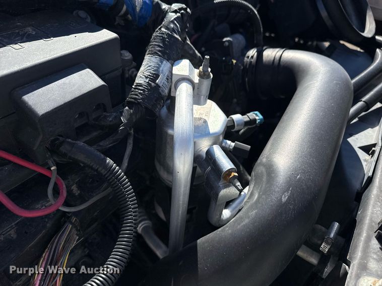 image for item EG2572 2007 GMC C5500 rollback truck