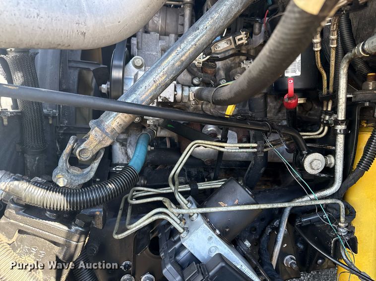 image for item EG2572 2007 GMC C5500 rollback truck