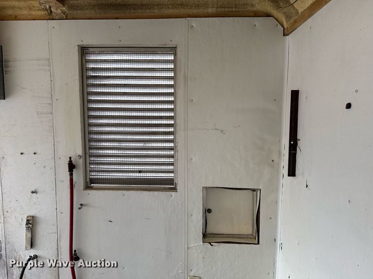 image for item EG5695 2017 Ford F550 Super Duty box truck