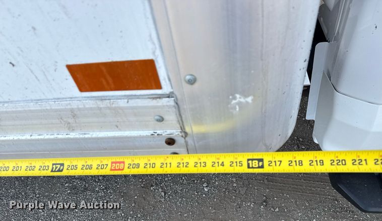 image for item EG5695 2017 Ford F550 Super Duty box truck