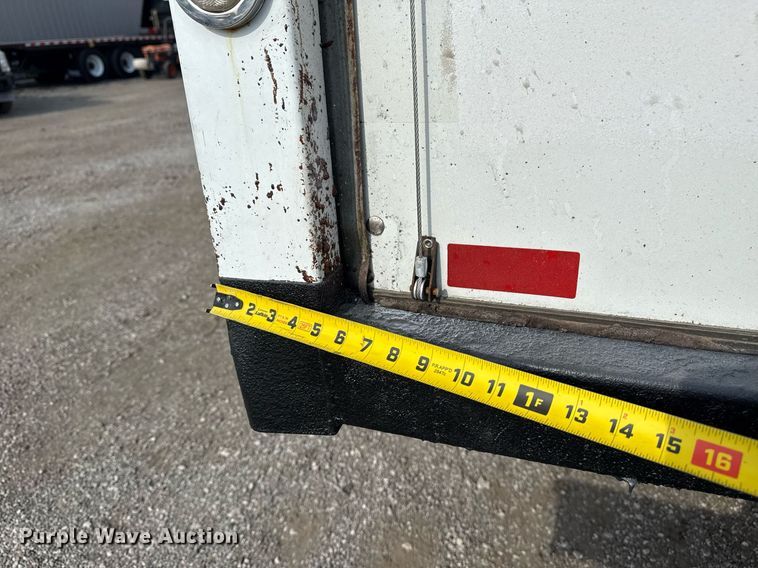 image for item EG5695 2017 Ford F550 Super Duty box truck