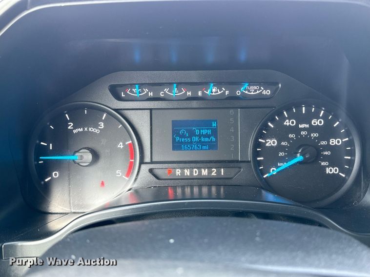 image for item EG5695 2017 Ford F550 Super Duty box truck