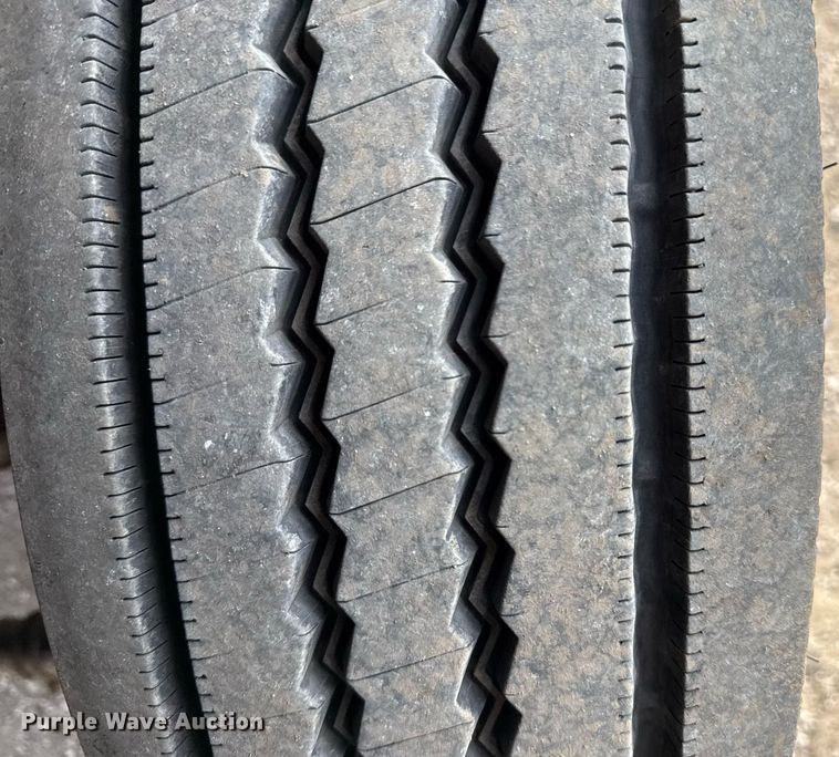 image for item EG5695 2017 Ford F550 Super Duty box truck