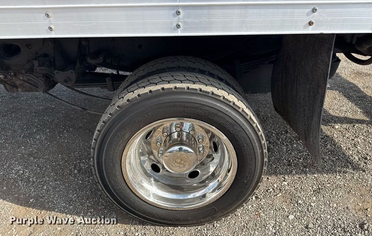 image for item EG5695 2017 Ford F550 Super Duty box truck