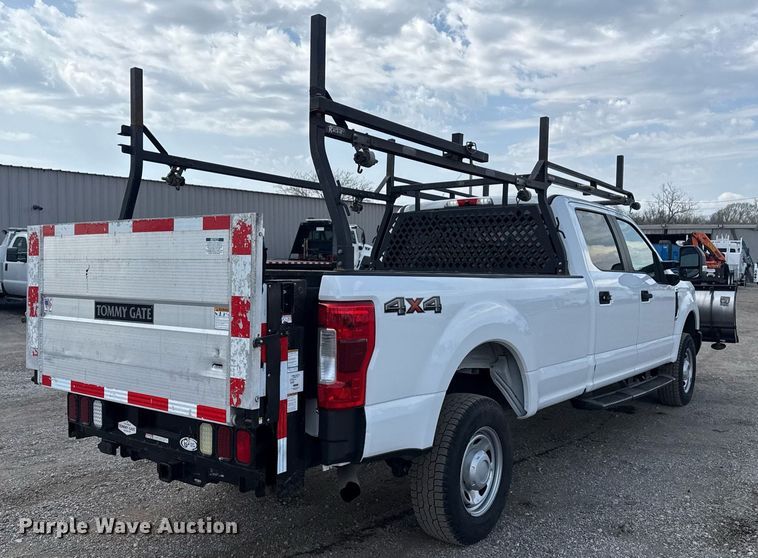 image for item EG5699 2019 Ford F250 Super Duty Crew Cab pickup truck