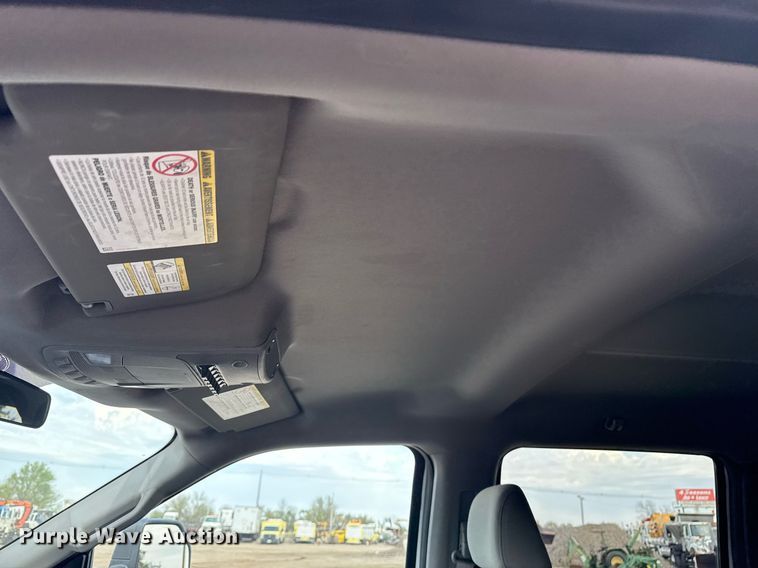 image for item EG5699 2019 Ford F250 Super Duty Crew Cab pickup truck