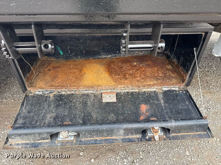 image for item EG5702 2008 Ford F450 Super Duty Crew Cab flatbed truck