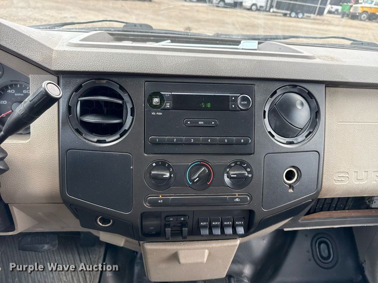 image for item EG5702 2008 Ford F450 Super Duty Crew Cab flatbed truck