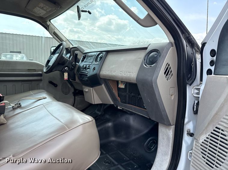 image for item EG5702 2008 Ford F450 Super Duty Crew Cab flatbed truck