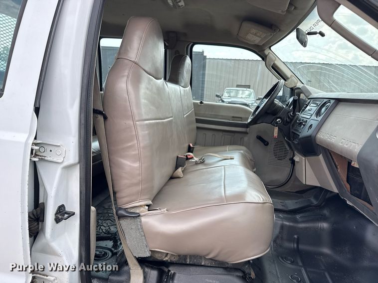 image for item EG5702 2008 Ford F450 Super Duty Crew Cab flatbed truck