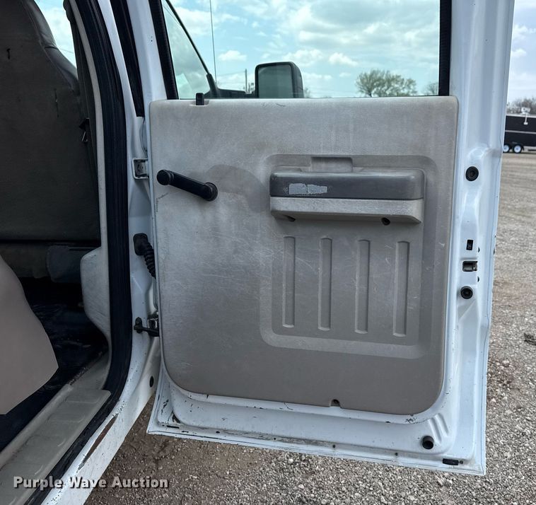 image for item EG5702 2008 Ford F450 Super Duty Crew Cab flatbed truck