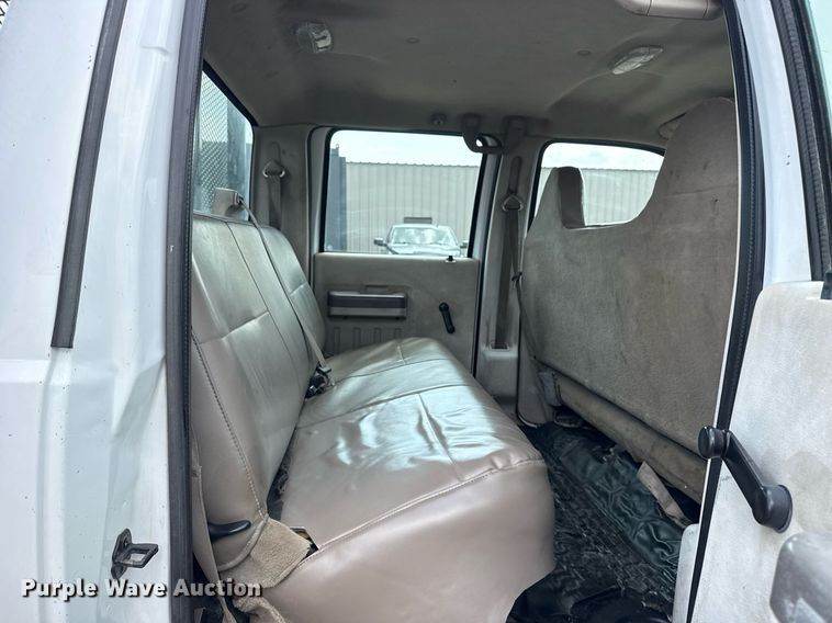 image for item EG5702 2008 Ford F450 Super Duty Crew Cab flatbed truck