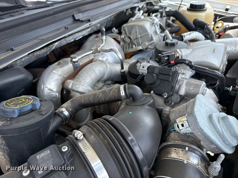 image for item EG5702 2008 Ford F450 Super Duty Crew Cab flatbed truck