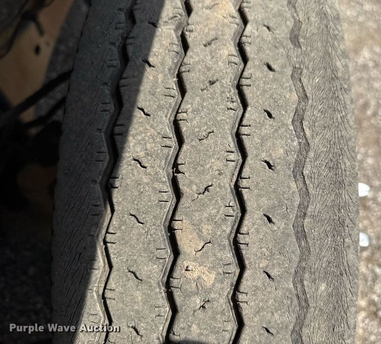 image for item EG5702 2008 Ford F450 Super Duty Crew Cab flatbed truck