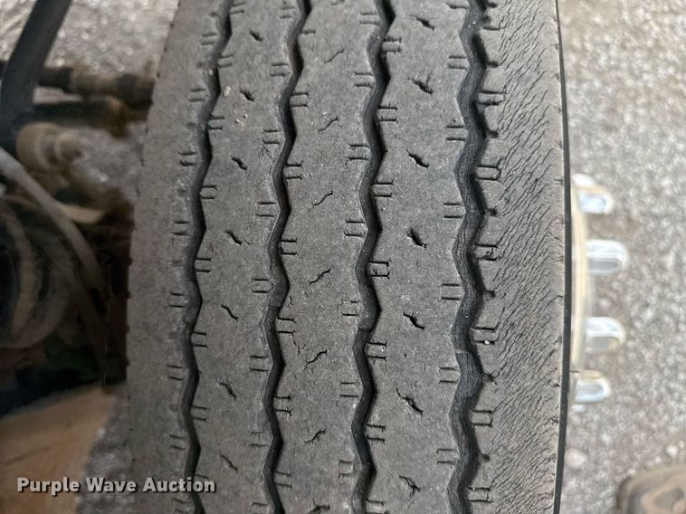 image for item EG5702 2008 Ford F450 Super Duty Crew Cab flatbed truck