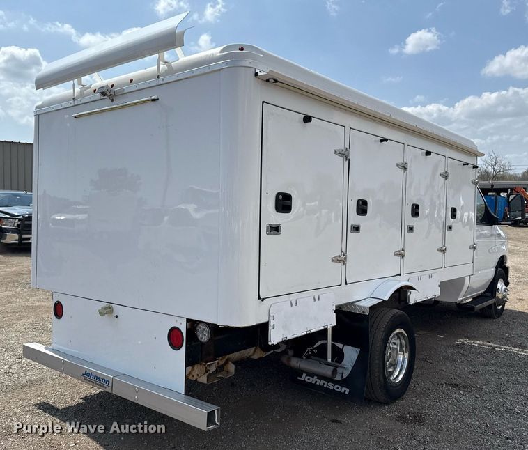 image for item EG5703 2018 Ford E450  Super Duty refrigerated truck