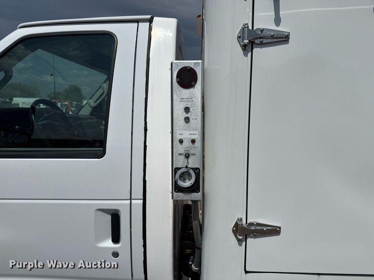 image for item EG5703 2018 Ford E450  Super Duty refrigerated truck