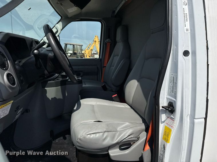 image for item EG5703 2018 Ford E450  Super Duty refrigerated truck