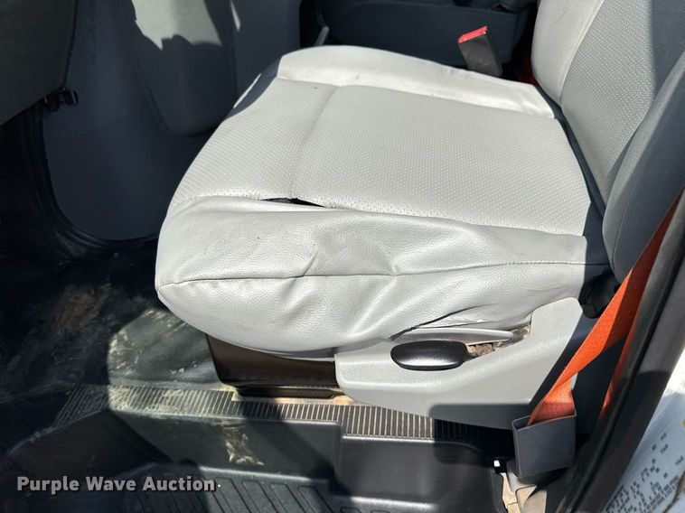 image for item EG5703 2018 Ford E450  Super Duty refrigerated truck