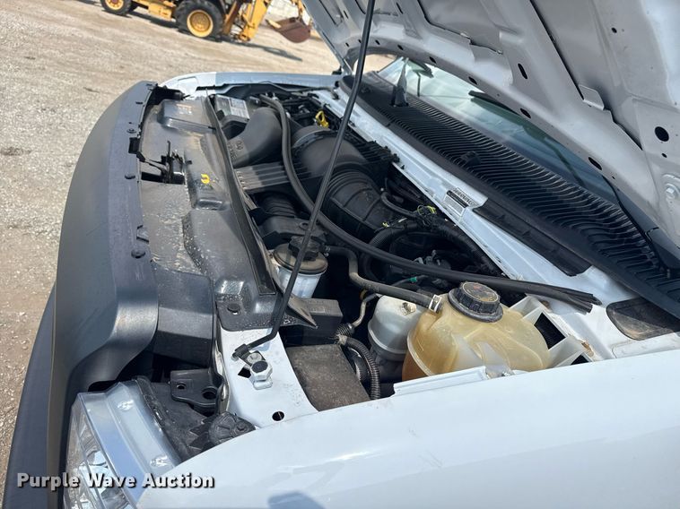 image for item EG5703 2018 Ford E450  Super Duty refrigerated truck