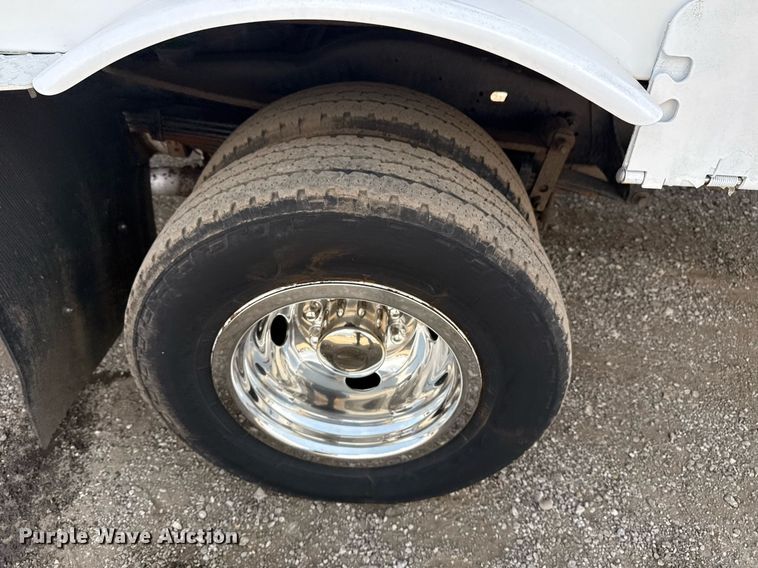 image for item EG5703 2018 Ford E450  Super Duty refrigerated truck