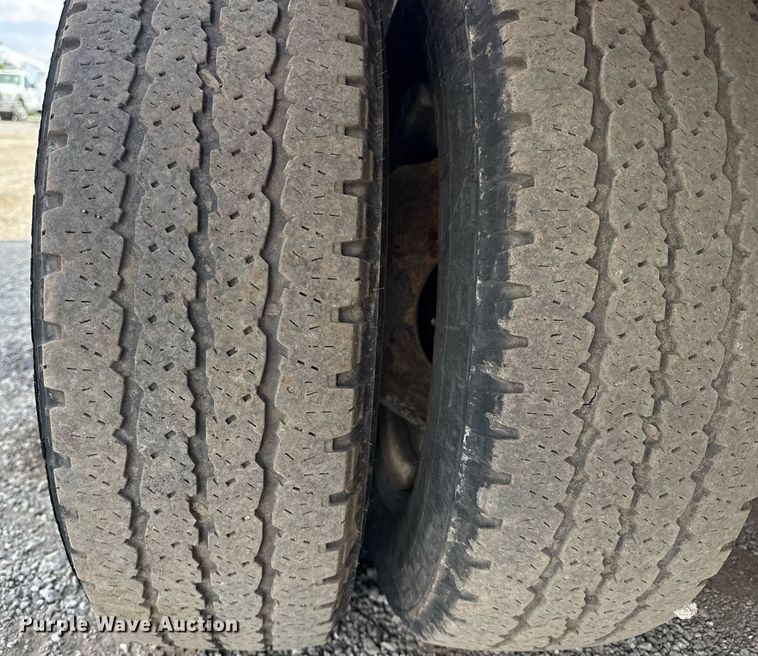 image for item EG5703 2018 Ford E450  Super Duty refrigerated truck