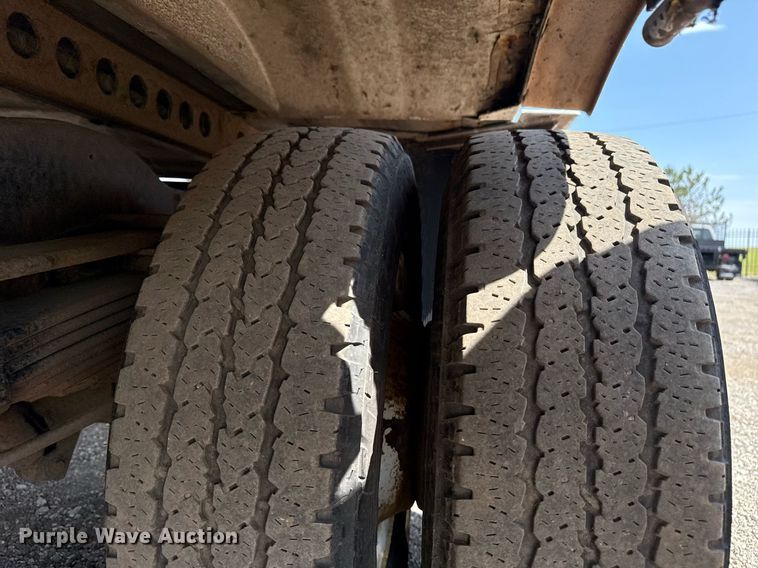 image for item EG5703 2018 Ford E450  Super Duty refrigerated truck