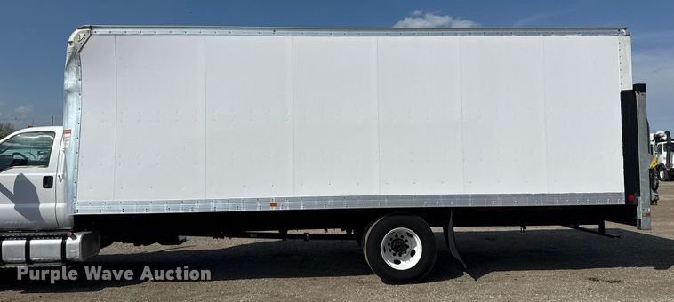 image for item EG5707 2018 Ford F650 Super Duty box truck