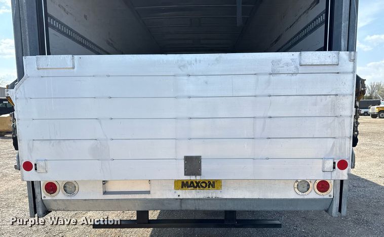 image for item EG5707 2018 Ford F650 Super Duty box truck