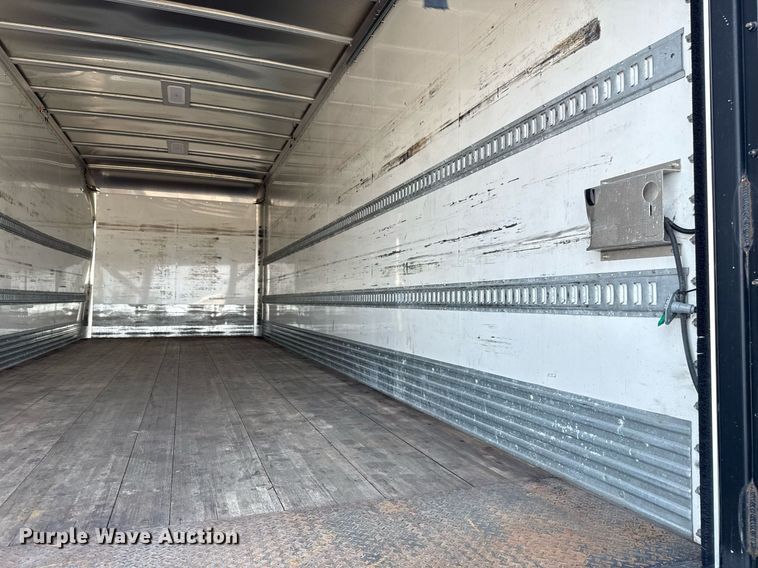 image for item EG5707 2018 Ford F650 Super Duty box truck