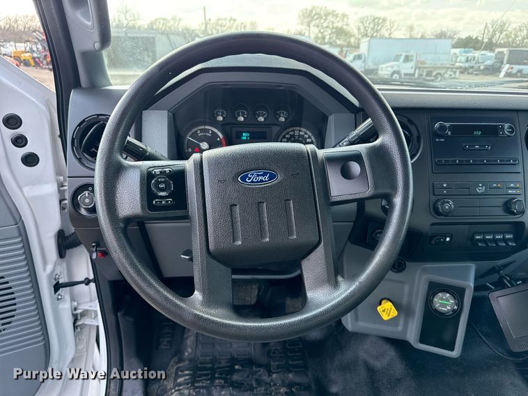 image for item EG5707 2018 Ford F650 Super Duty box truck