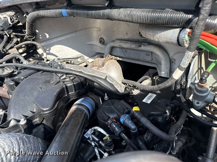 image for item EG5707 2018 Ford F650 Super Duty box truck