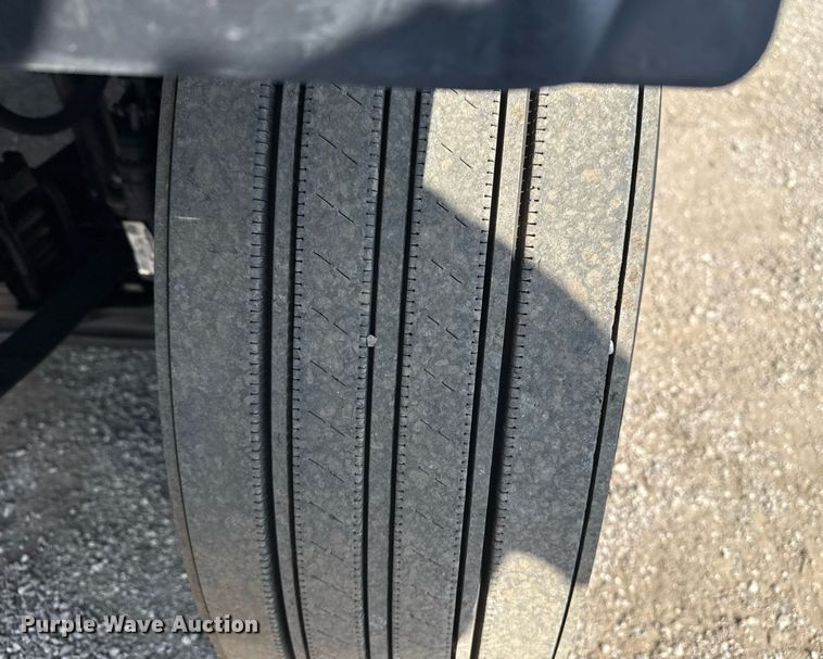 image for item EG5707 2018 Ford F650 Super Duty box truck