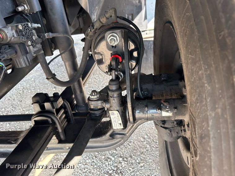 image for item EG5707 2018 Ford F650 Super Duty box truck