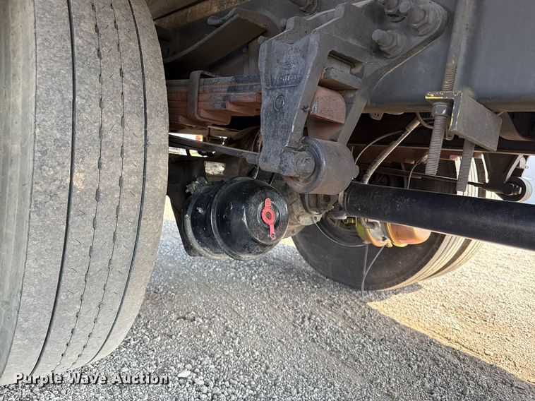 image for item EG5707 2018 Ford F650 Super Duty box truck