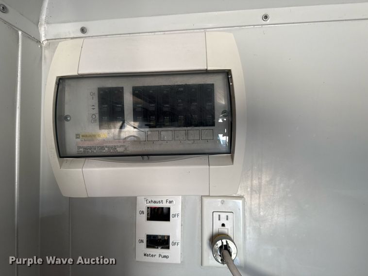 image for item EG5708 2021 Remolques Margo concession trailer 