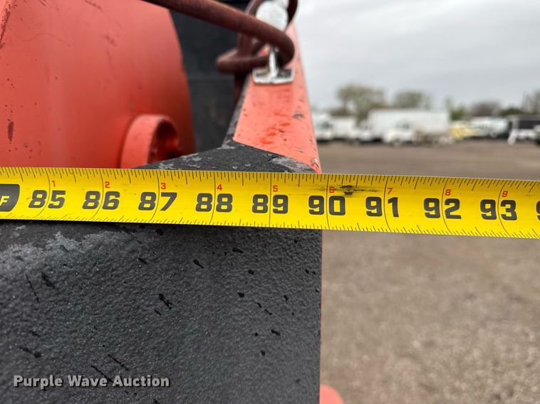 image for item EG5712 2013 Mack CXU612 toter truck