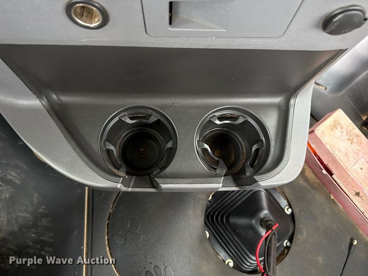 image for item EG5712 2013 Mack CXU612 toter truck