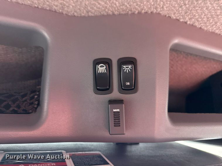 image for item EG5712 2013 Mack CXU612 toter truck