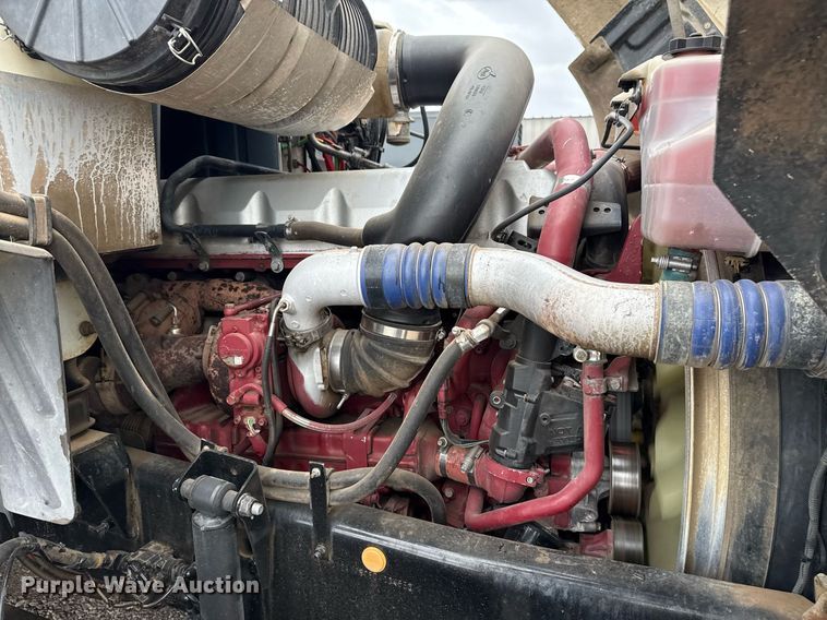 image for item EG5712 2013 Mack CXU612 toter truck