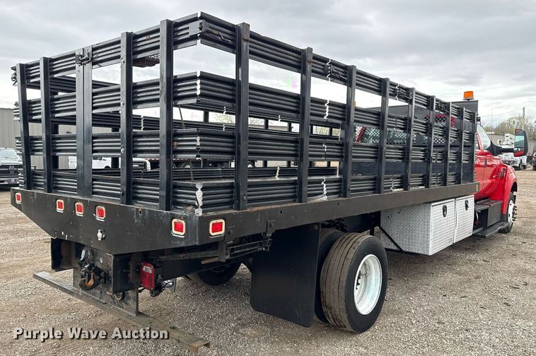 image for item EG5721 2018 Ford F650 Super Duty Crew Cab flatbed truck